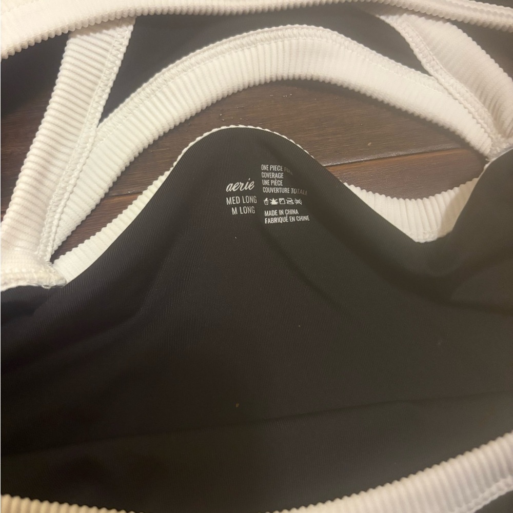 Aerie Pop Cut Out One Piece Black and White Swimsuit Size Medium Long - Picture 5 of 5